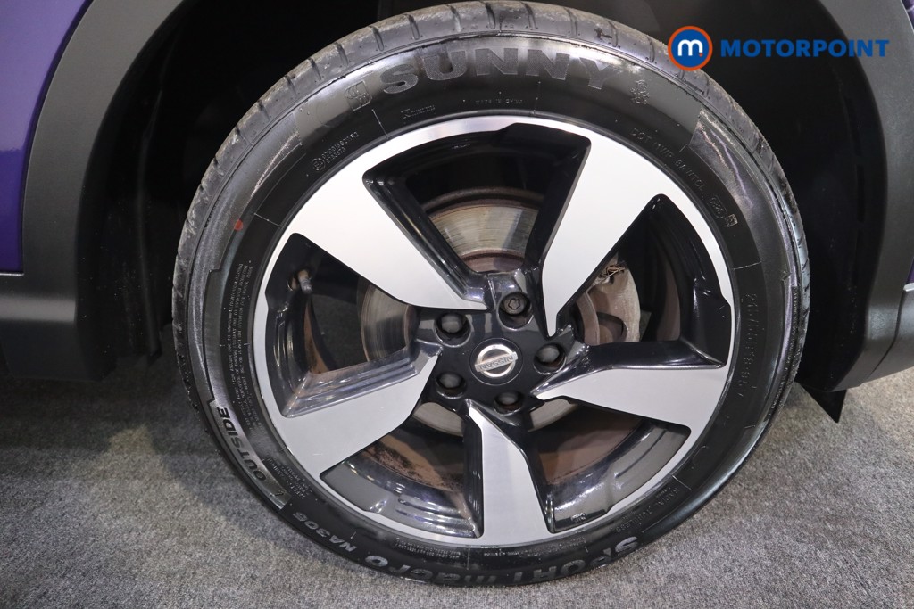 Nissan Qashqai N-Connecta Manual Diesel SUV - Stock Number (1559119) - 14th supplementary image