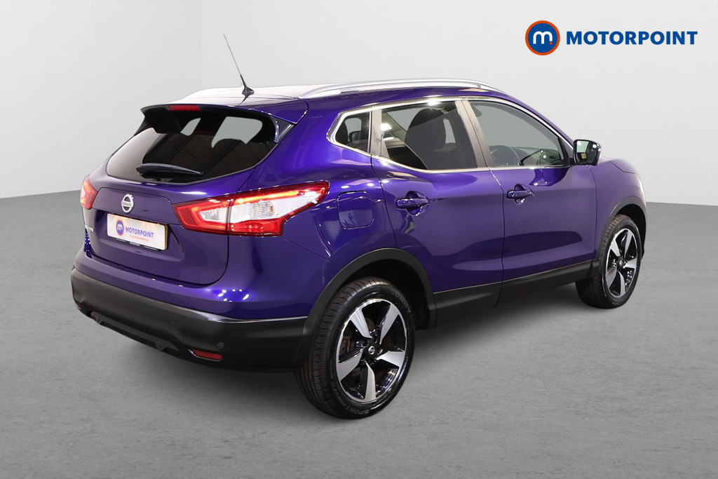 Nissan Qashqai N-Connecta Manual Diesel SUV - Stock Number (1559119) - Drivers side rear corner