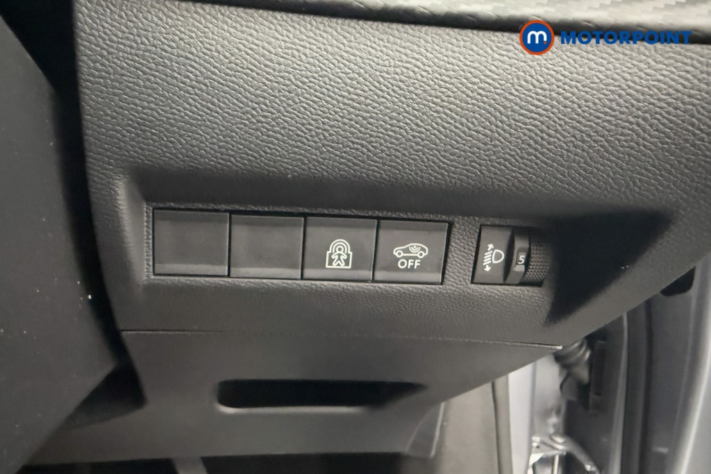 Peugeot 208 Allure Automatic Petrol-Electric Hybrid Hatchback - Stock Number (1559320) - 13th supplementary image