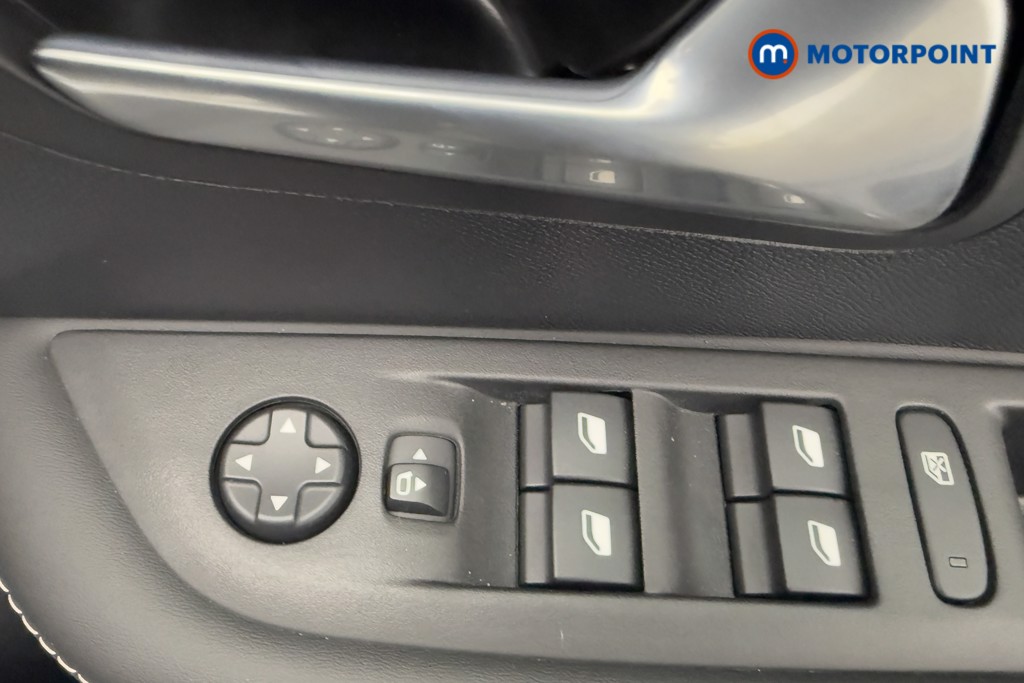 Peugeot 208 Allure Automatic Petrol-Electric Hybrid Hatchback - Stock Number (1559320) - 15th supplementary image