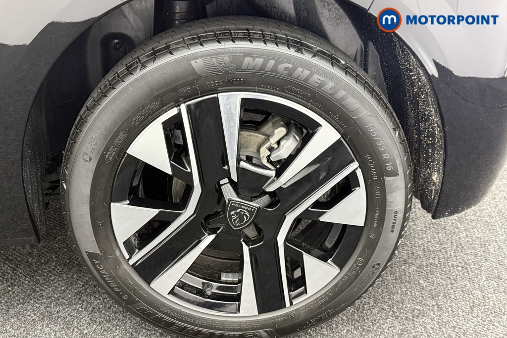 Peugeot 208 Allure Automatic Petrol-Electric Hybrid Hatchback - Stock Number (1559385) - 32nd supplementary image