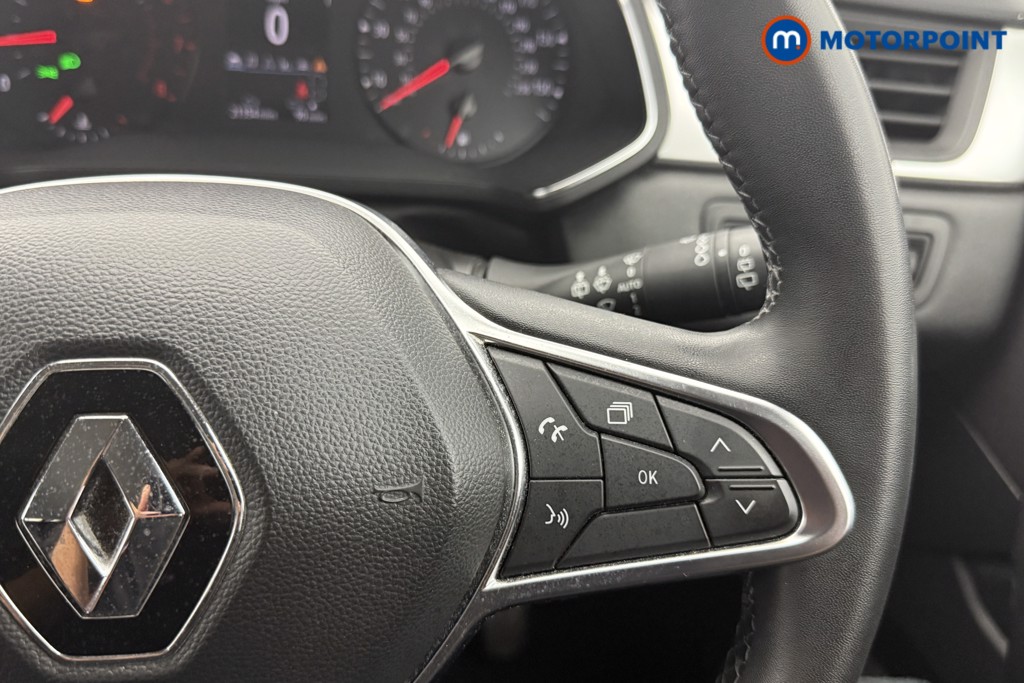 Renault Captur Iconic Manual Petrol SUV - Stock Number (1559454) - 8th supplementary image