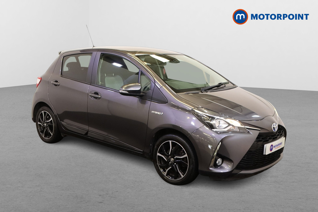 Toyota Yaris Design Automatic Petrol-Electric Hybrid Hatchback - Stock Number (1559563) - Drivers side front corner