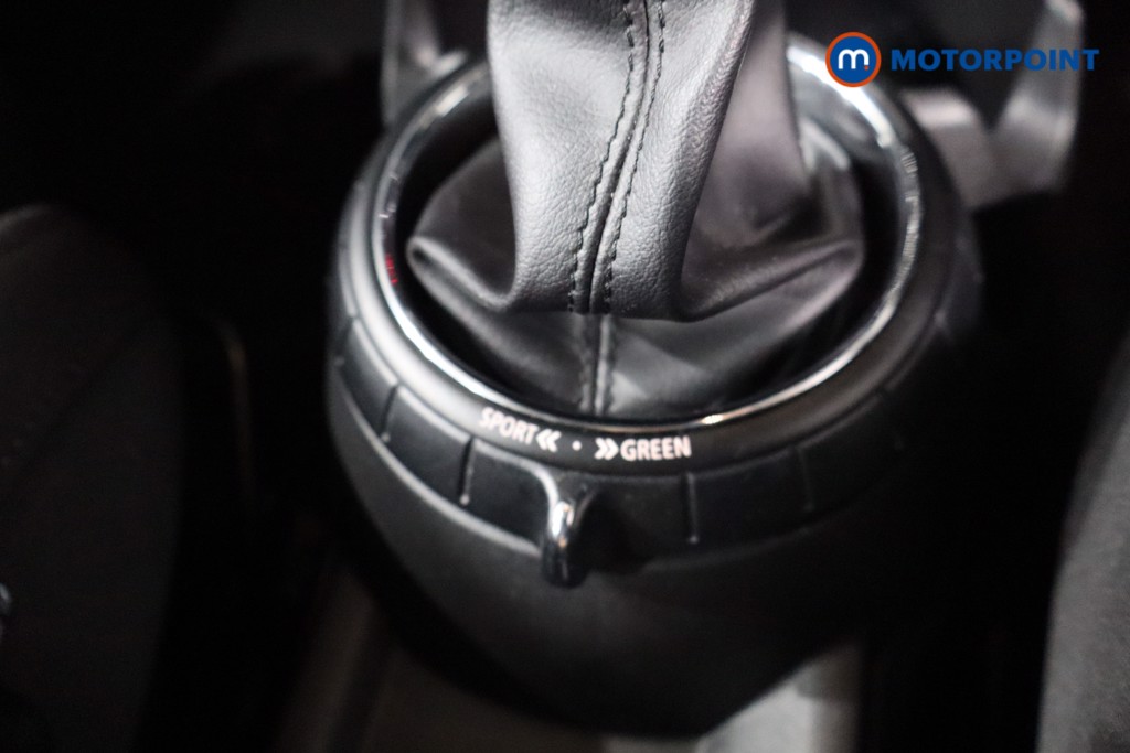 Mini Hatchback Cooper S Manual Petrol Hatchback - Stock Number (1559570) - 15th supplementary image
