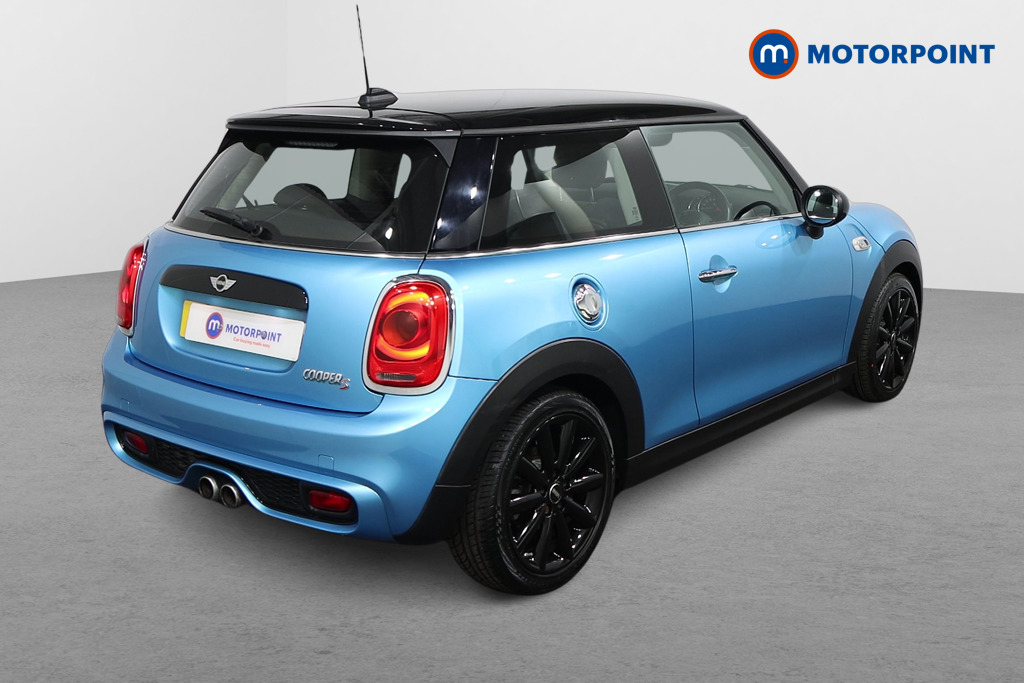 Mini Hatchback Cooper S Manual Petrol Hatchback - Stock Number (1559570) - Drivers side rear corner