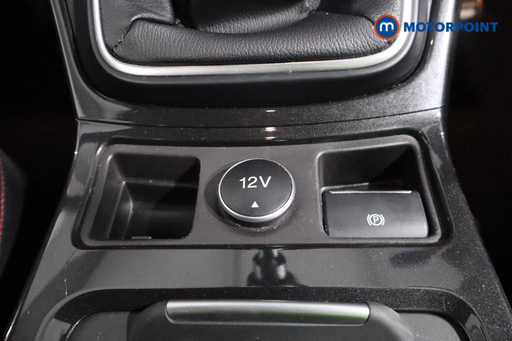 Ford Kuga St-Line Manual Petrol SUV - Stock Number (1560105) - 4th supplementary image
