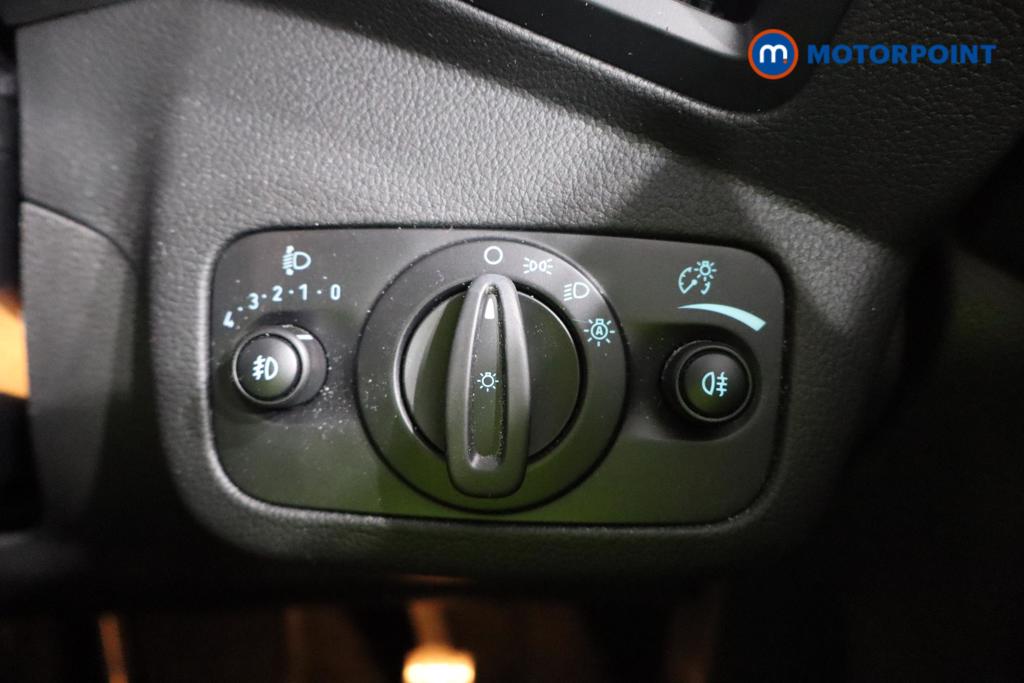 Ford Kuga St-Line Manual Petrol SUV - Stock Number (1560105) - 12th supplementary image