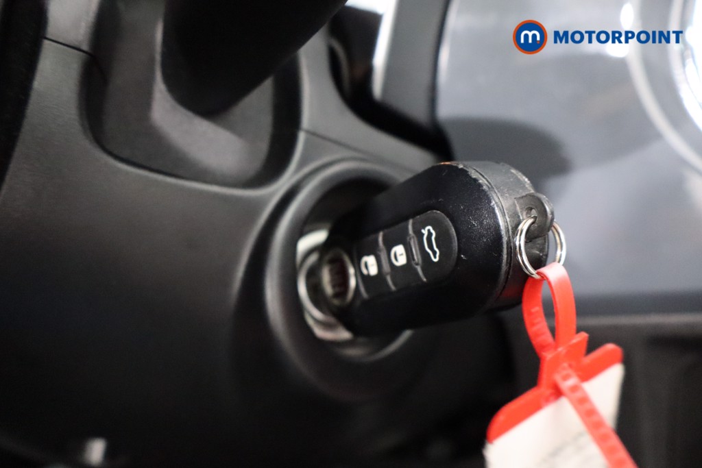 Fiat 500 Dolcevita Manual Petrol-Electric Hybrid Hatchback - Stock Number (1560779) - 13th supplementary image
