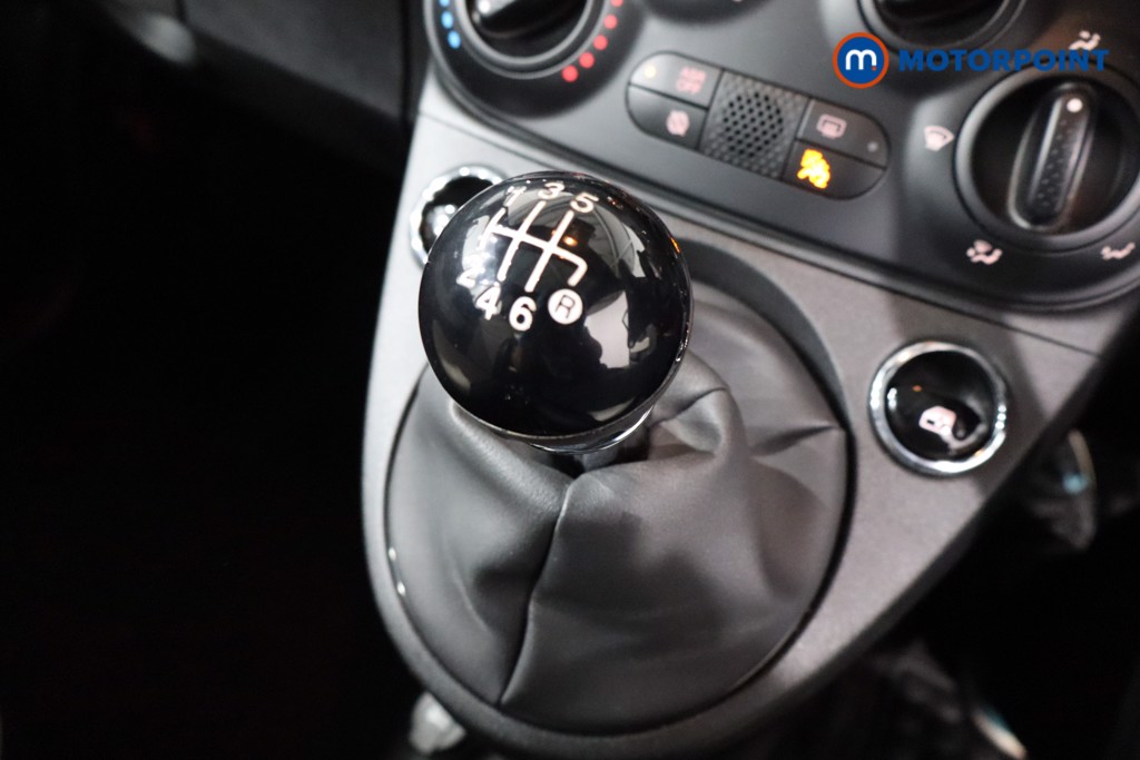 Fiat 500 Dolcevita Manual Petrol-Electric Hybrid Hatchback - Stock Number (1560779) - 14th supplementary image