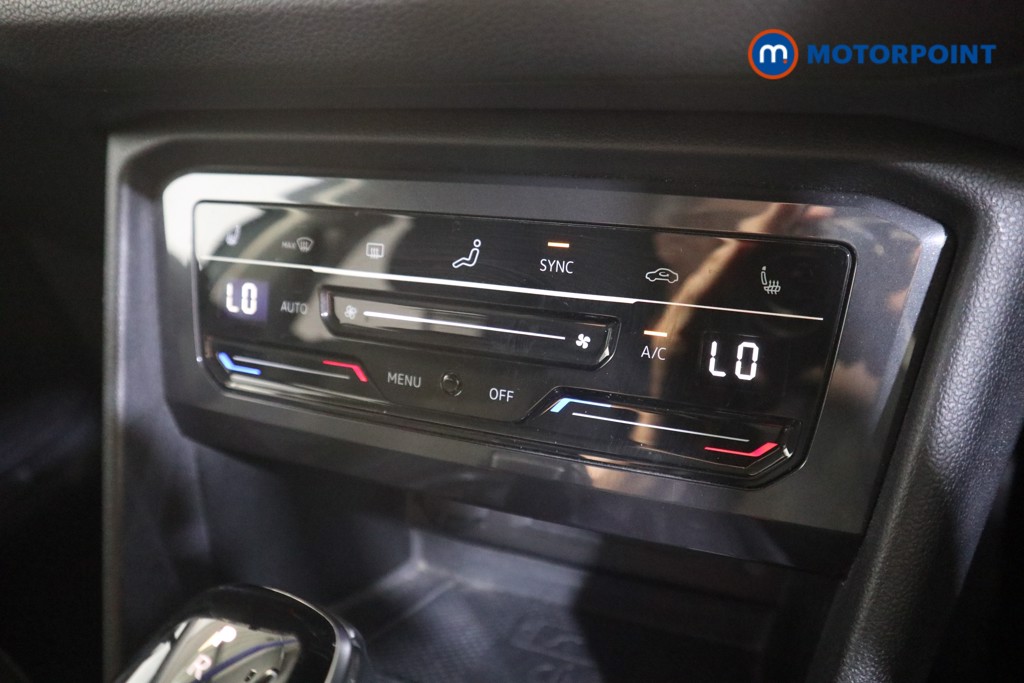 Volkswagen Tiguan Allspace Elegance Automatic Petrol SUV - Stock Number (1561068) - 7th supplementary image