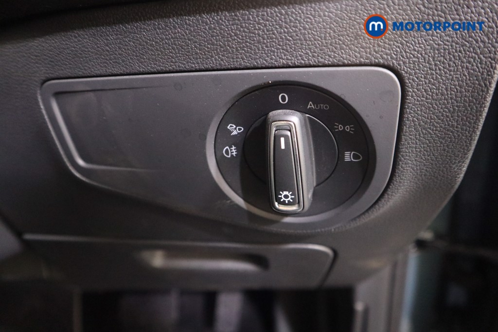 Volkswagen Tiguan Allspace Elegance Automatic Petrol SUV - Stock Number (1561068) - 9th supplementary image