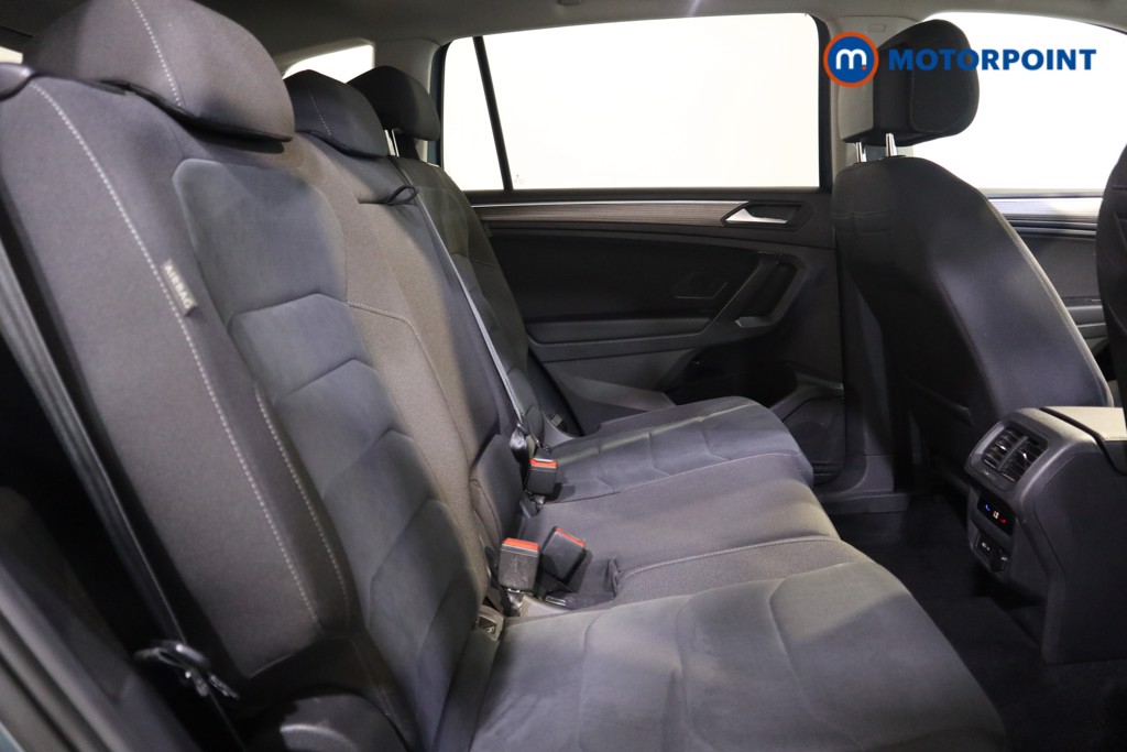 Volkswagen Tiguan Allspace Elegance Automatic Petrol SUV - Stock Number (1561068) - 14th supplementary image