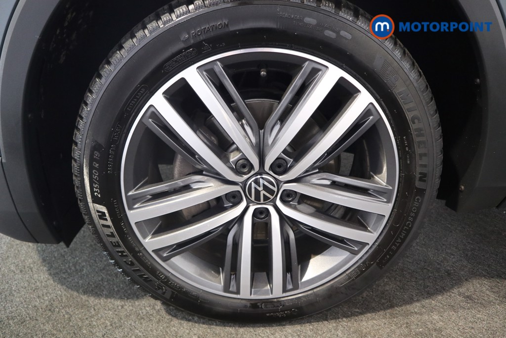 Volkswagen Tiguan Allspace Elegance Automatic Petrol SUV - Stock Number (1561068) - 19th supplementary image