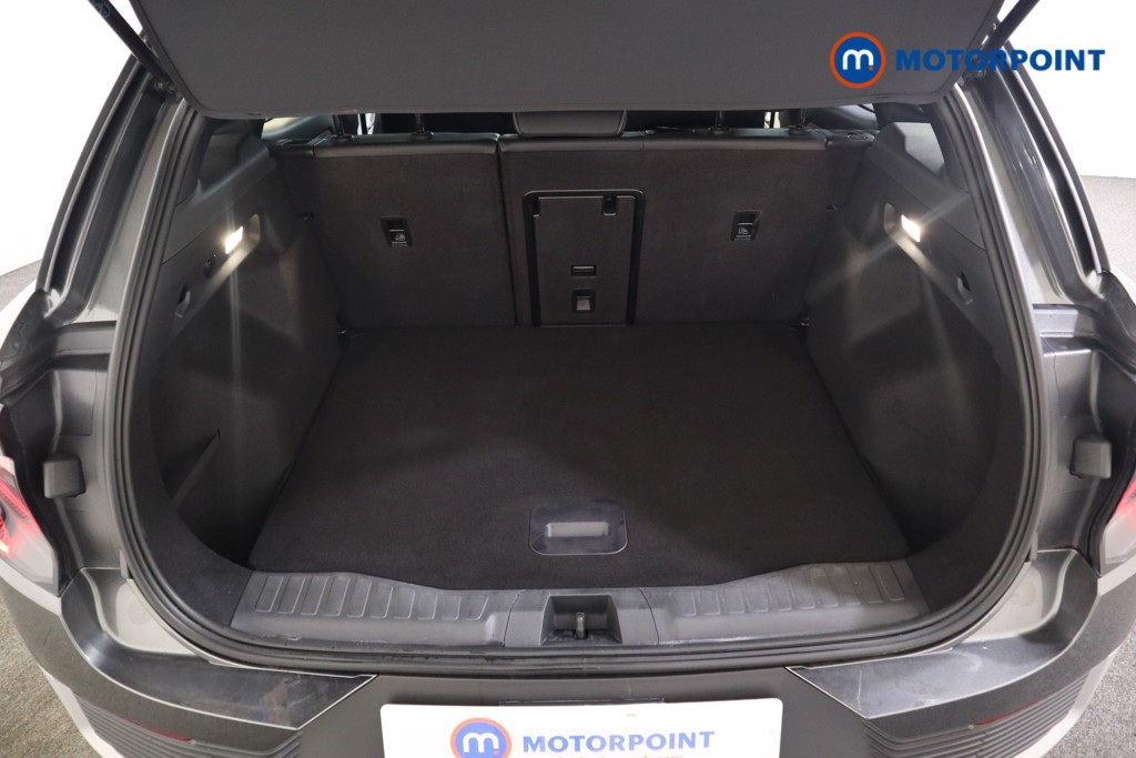 Ford Explorer Select Automatic Electric SUV - Stock Number (1561353) - 13th supplementary image