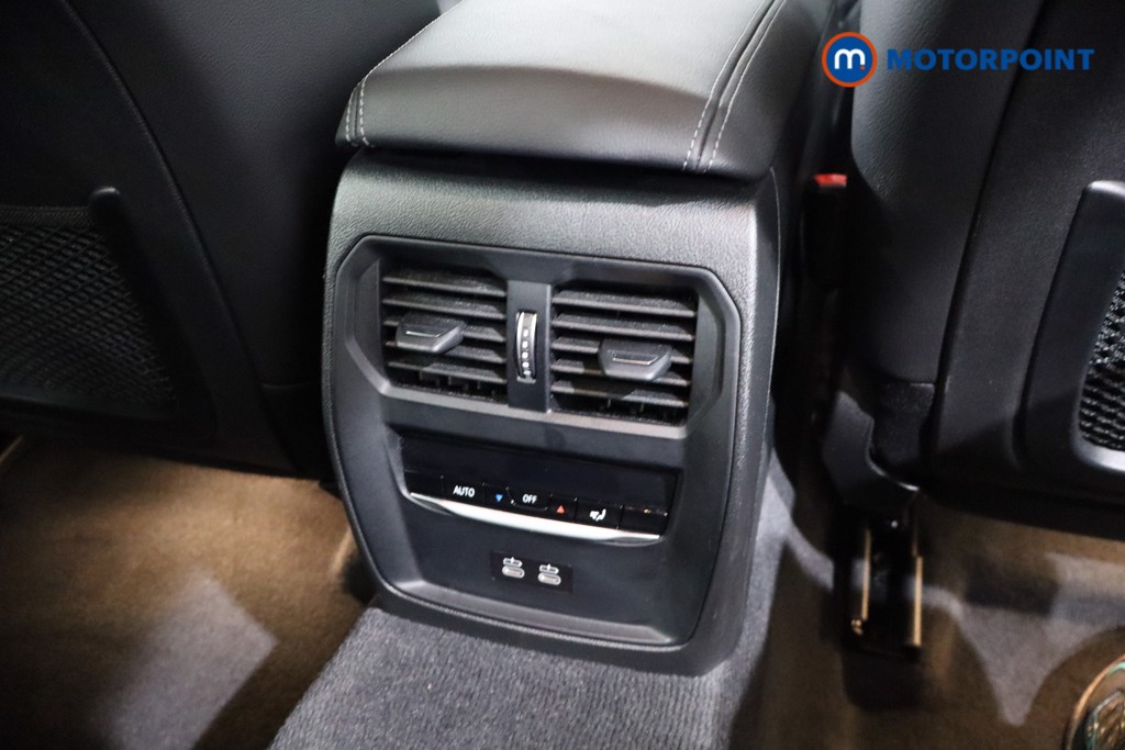 BMW 3 Series M Sport Automatic Petrol Plug-In Hybrid Saloon - Stock Number (1561460) - 25th supplementary image