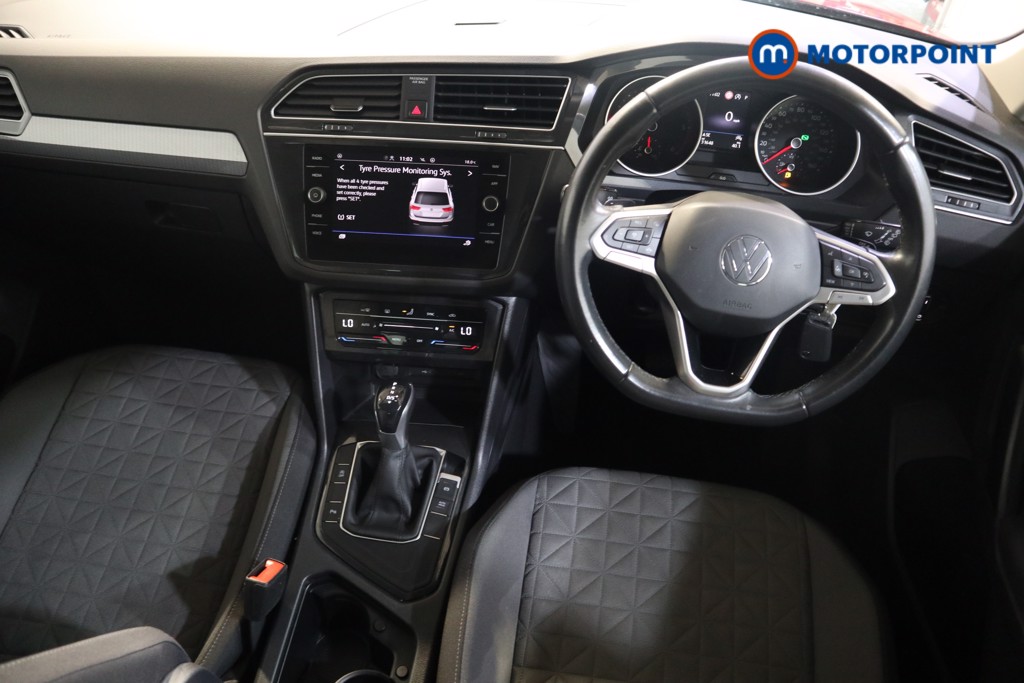 Volkswagen Tiguan Life Automatic Diesel SUV - Stock Number (1561509) - 1st supplementary image