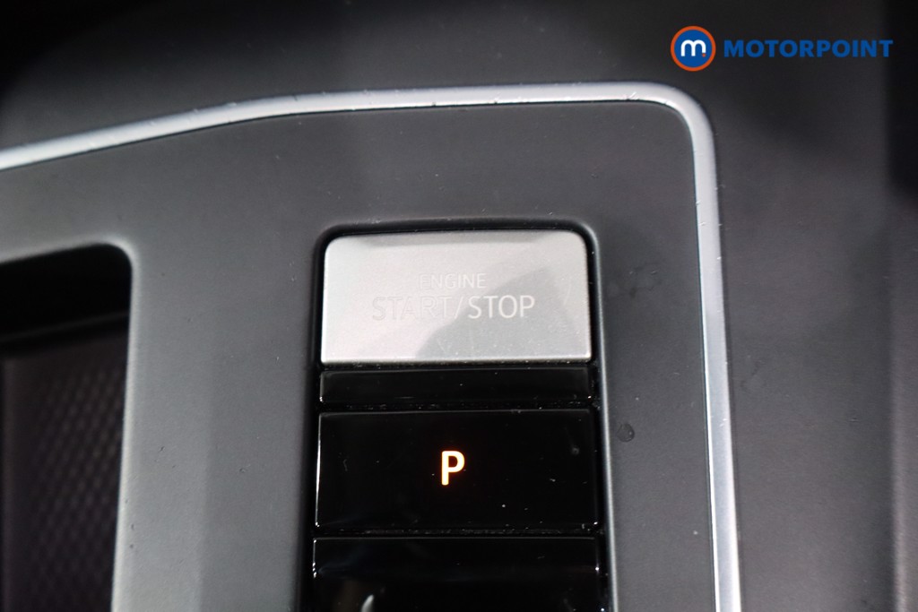 Volkswagen Golf Life Automatic Petrol Hatchback - Stock Number (1562442) - 13th supplementary image