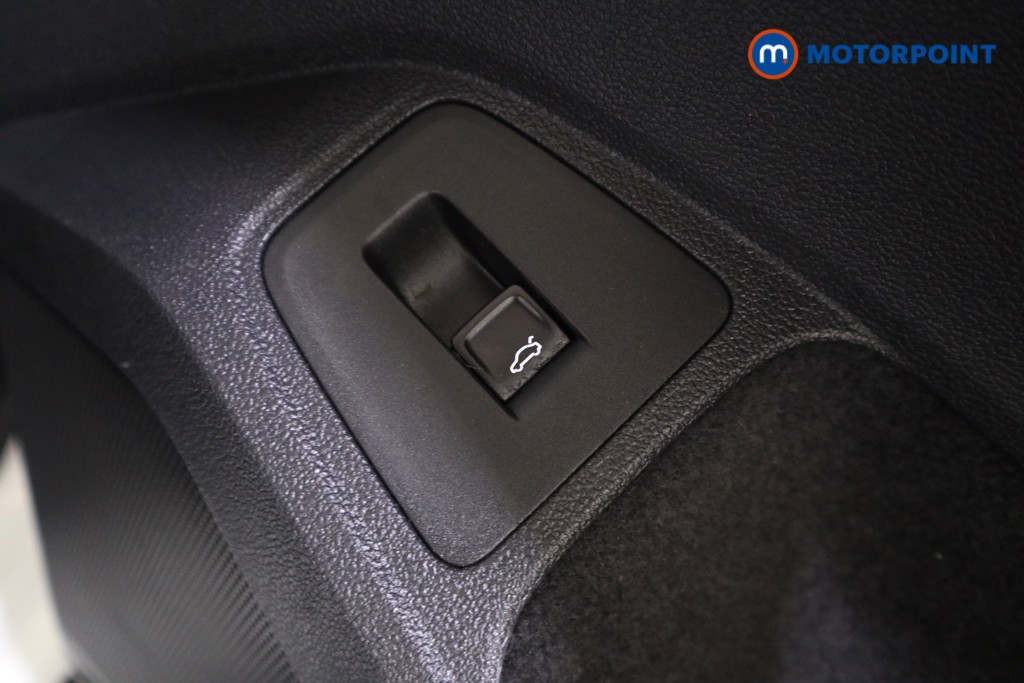 Volkswagen Tiguan R-Line Tech Automatic Diesel SUV - Stock Number (1562629) - 11th supplementary image