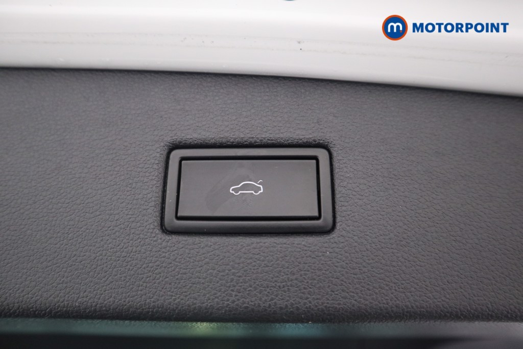 Volkswagen Tiguan R-Line Tech Automatic Diesel SUV - Stock Number (1562629) - 18th supplementary image