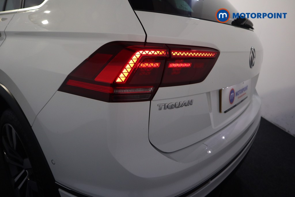 Volkswagen Tiguan R-Line Tech Automatic Diesel SUV - Stock Number (1562629) - 25th supplementary image