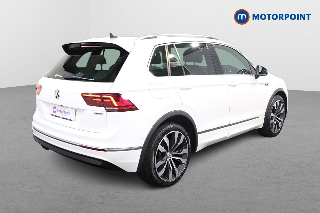 Volkswagen Tiguan R-Line Tech Automatic Diesel SUV - Stock Number (1562629) - Drivers side rear corner