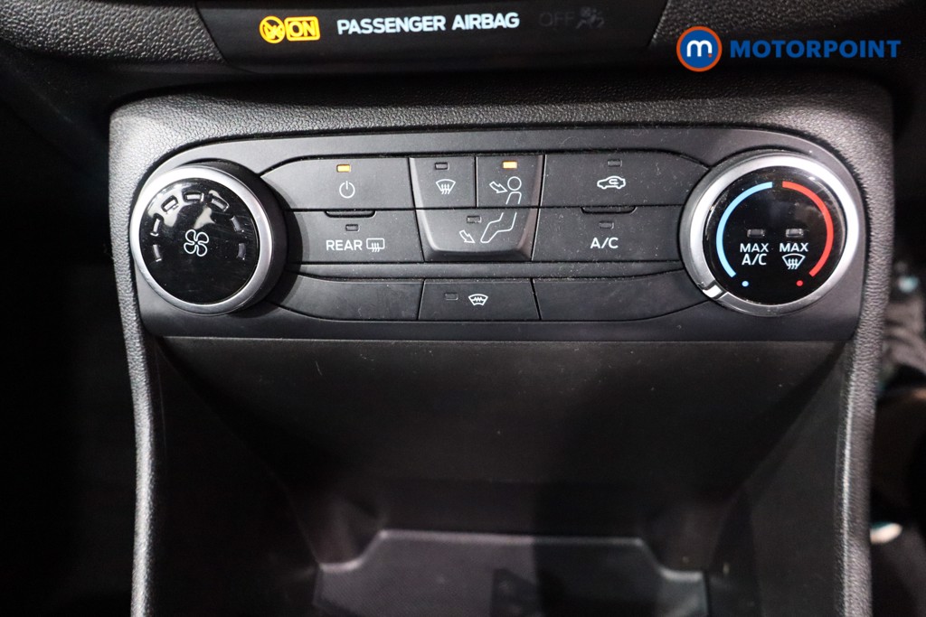 Ford Fiesta Zetec Manual Petrol Hatchback - Stock Number (1562678) - 16th supplementary image