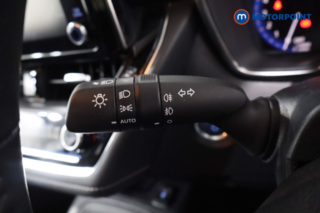 Toyota Corolla Design Automatic Petrol-Electric Hybrid Hatchback - Stock Number (1562931) - 22nd supplementary image