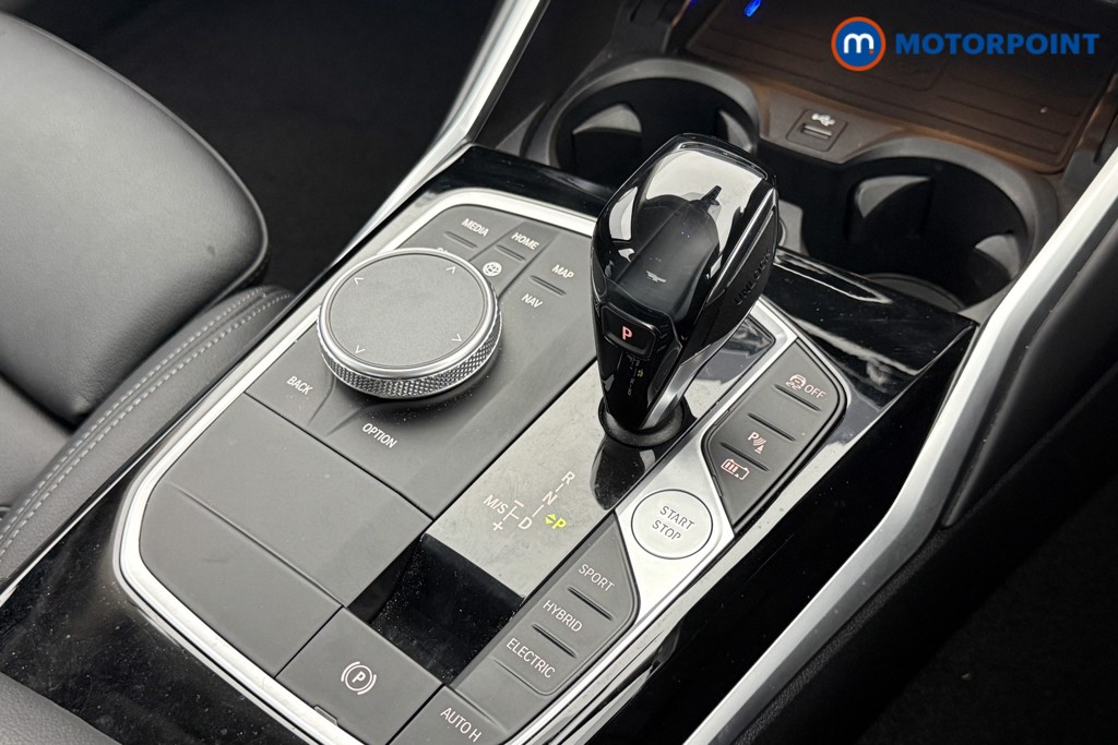 BMW 3 Series Sport Pro Automatic Petrol Plug-In Hybrid Saloon - Stock Number (1563254) - 7th supplementary image