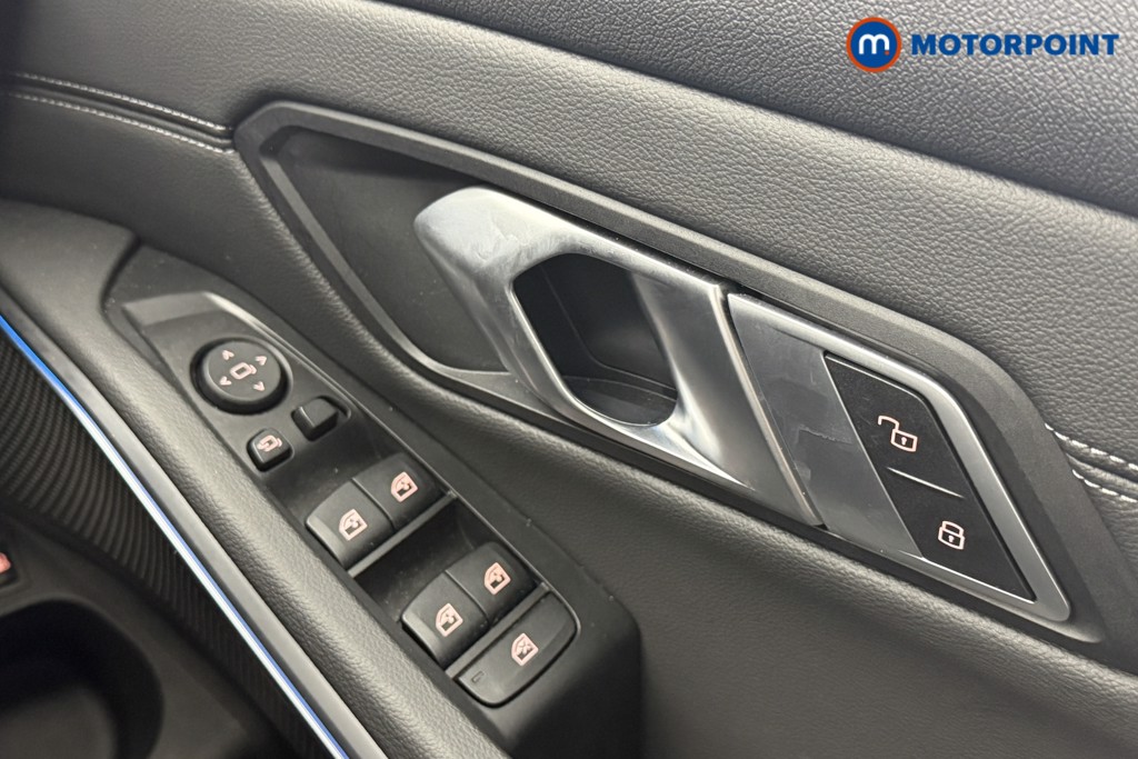 BMW 3 Series Sport Pro Automatic Petrol Plug-In Hybrid Saloon - Stock Number (1563254) - 15th supplementary image