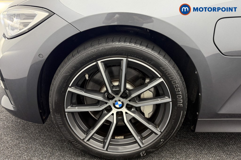 BMW 3 Series Sport Pro Automatic Petrol Plug-In Hybrid Saloon - Stock Number (1563254) - 31st supplementary image