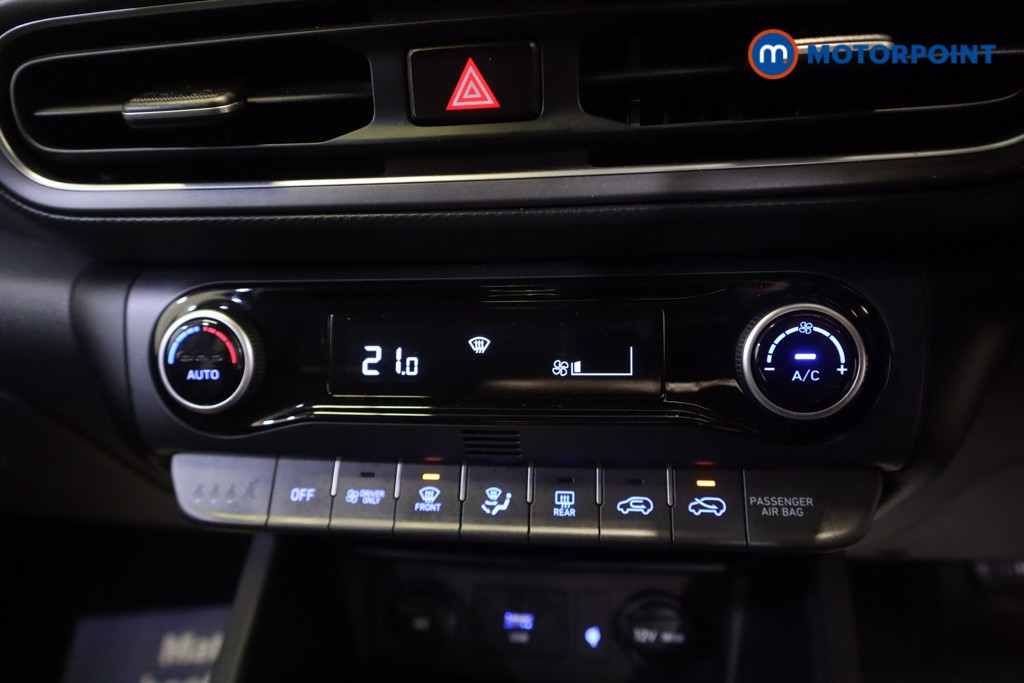 Hyundai Kona Ultimate Automatic Petrol-Electric Hybrid SUV - Stock Number (1563414) - 5th supplementary image