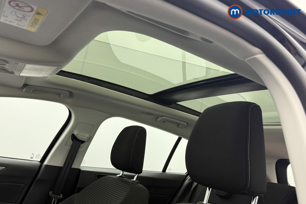 Ford Focus Titanium Automatic Petrol-Electric Hybrid Estate - Stock Number (1563517) - 20th supplementary image