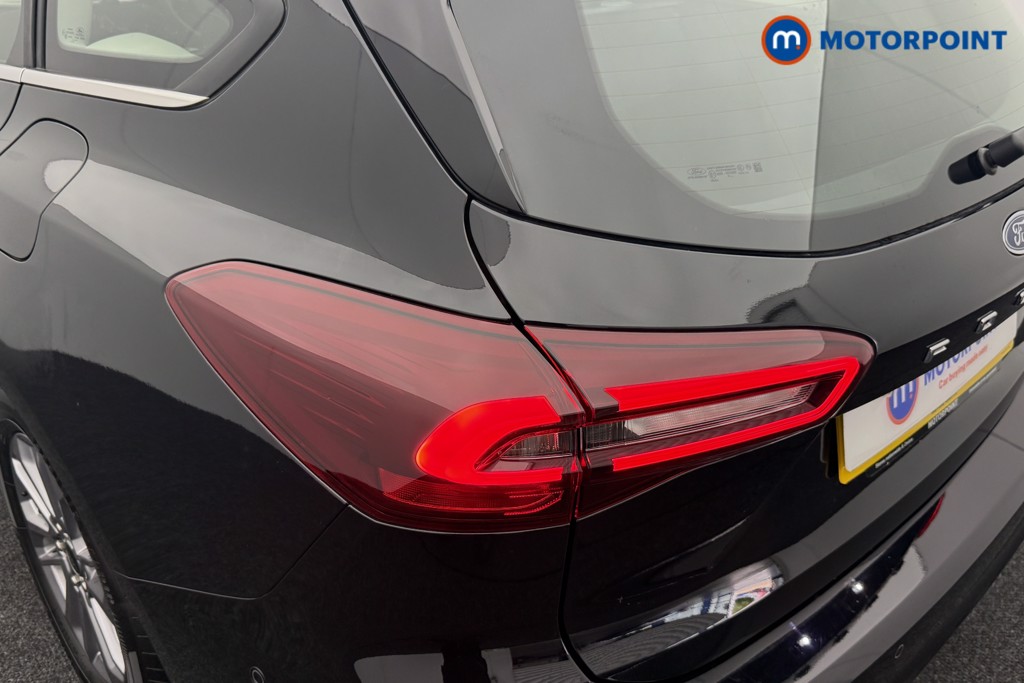 Ford Focus Titanium Automatic Petrol-Electric Hybrid Estate - Stock Number (1563517) - 23rd supplementary image