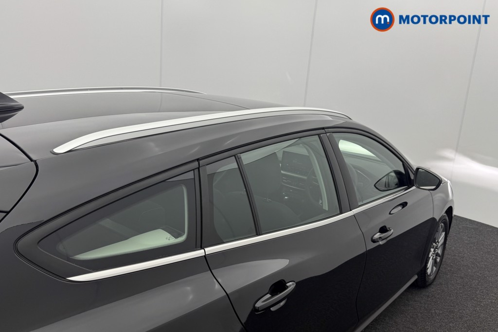 Ford Focus Titanium Automatic Petrol-Electric Hybrid Estate - Stock Number (1563517) - 27th supplementary image