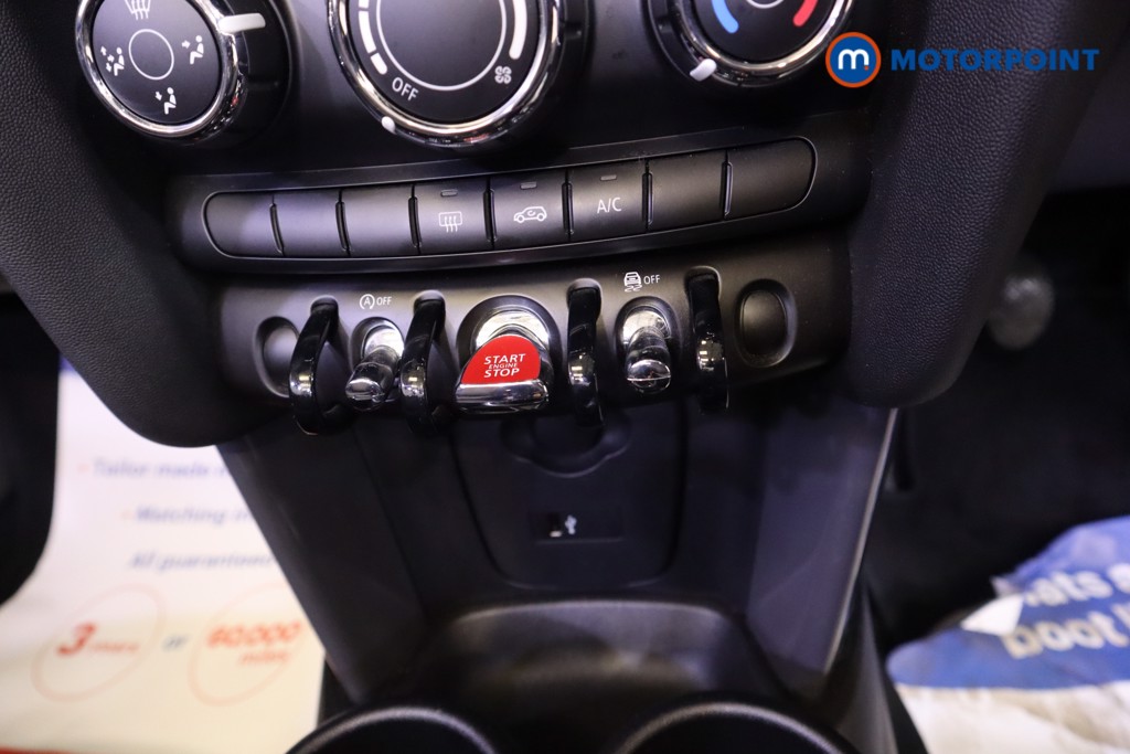 Mini Convertible Cooper Manual Petrol Convertible - Stock Number (1563546) - 5th supplementary image