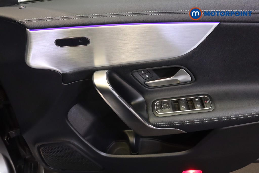 Mercedes-Benz CLA Amg Line Automatic Petrol Estate - Stock Number (1563604) - 7th supplementary image