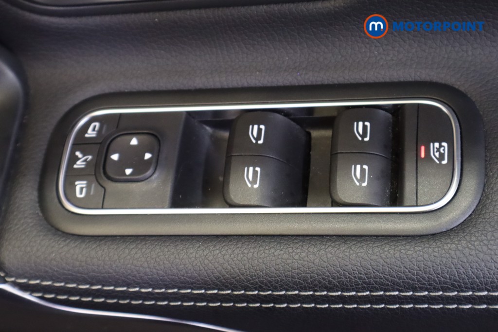 Mercedes-Benz CLA Amg Line Automatic Petrol Estate - Stock Number (1563604) - 9th supplementary image