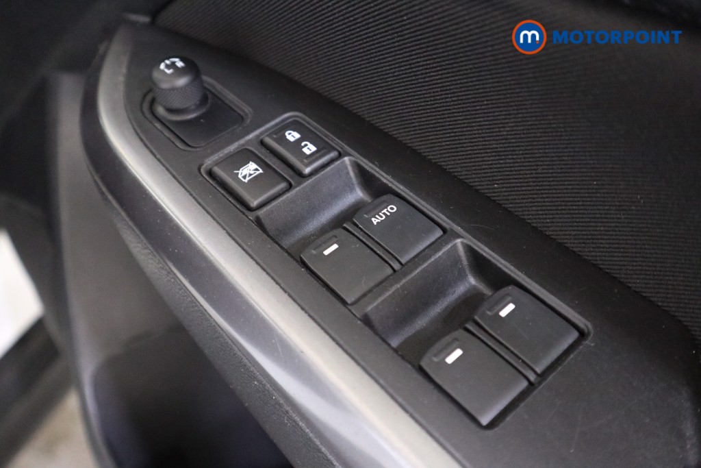 Suzuki Vitara SZ4 Manual Petrol SUV - Stock Number (1550435) - 10th supplementary image