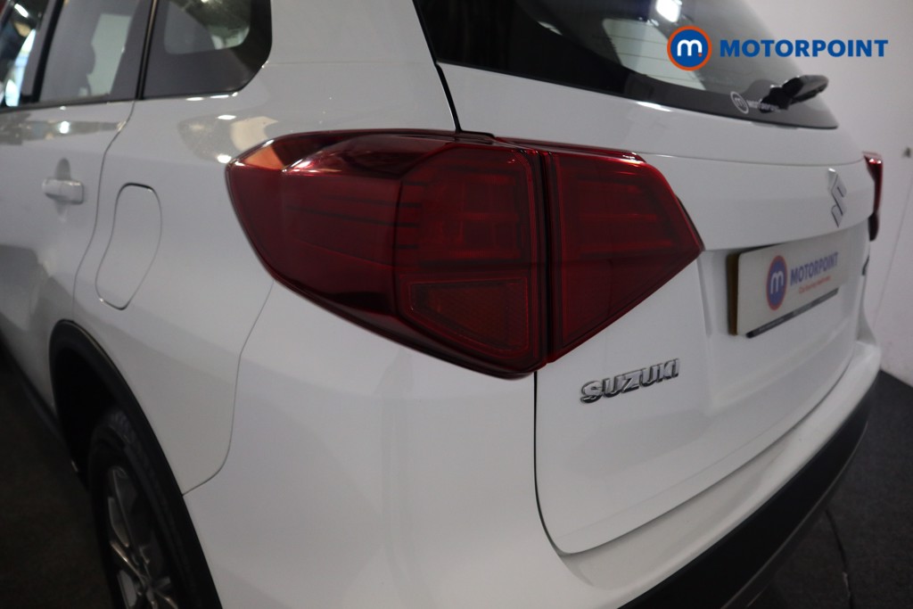 Suzuki Vitara SZ4 Manual Petrol SUV - Stock Number (1550435) - 18th supplementary image