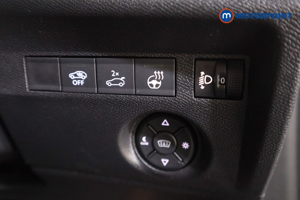 Citroen C4 X MAX Automatic Petrol Saloon - Stock Number (1551218) - 9th supplementary image