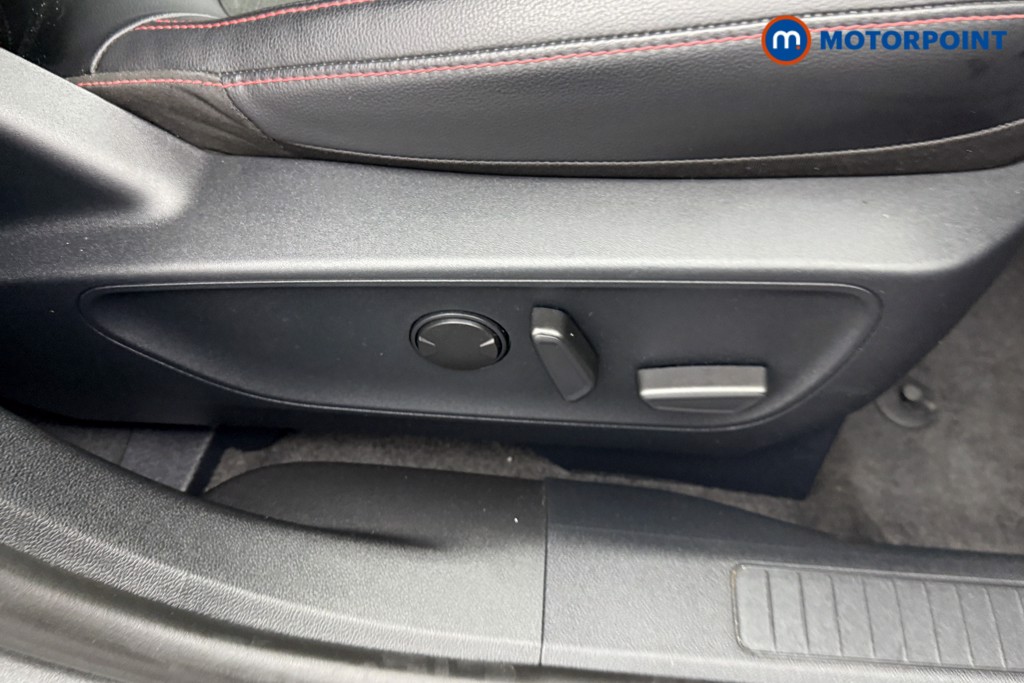 Ford Kuga St-Line Edition Automatic Petrol Plug-In Hybrid SUV - Stock Number (1554871) - 17th supplementary image
