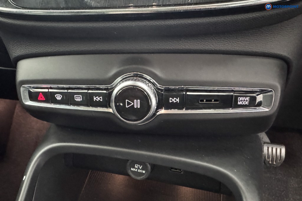 Volvo Xc40 Inscription Manual Petrol SUV - Stock Number (1554936) - 16th supplementary image