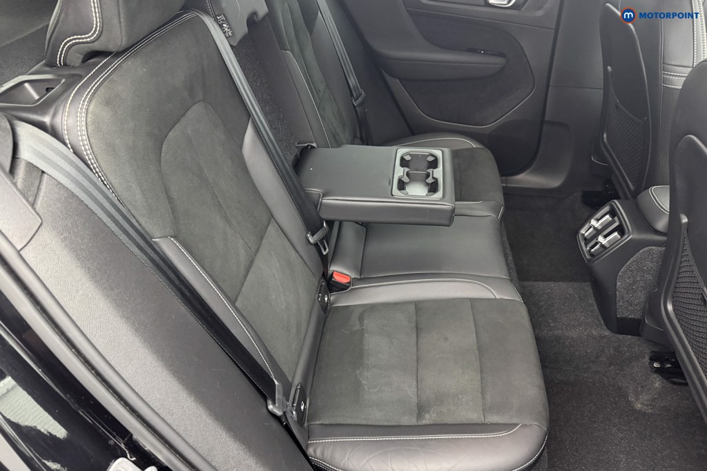 Volvo Xc40 R Design Pro Manual Petrol SUV - Stock Number (1555054) - 5th supplementary image