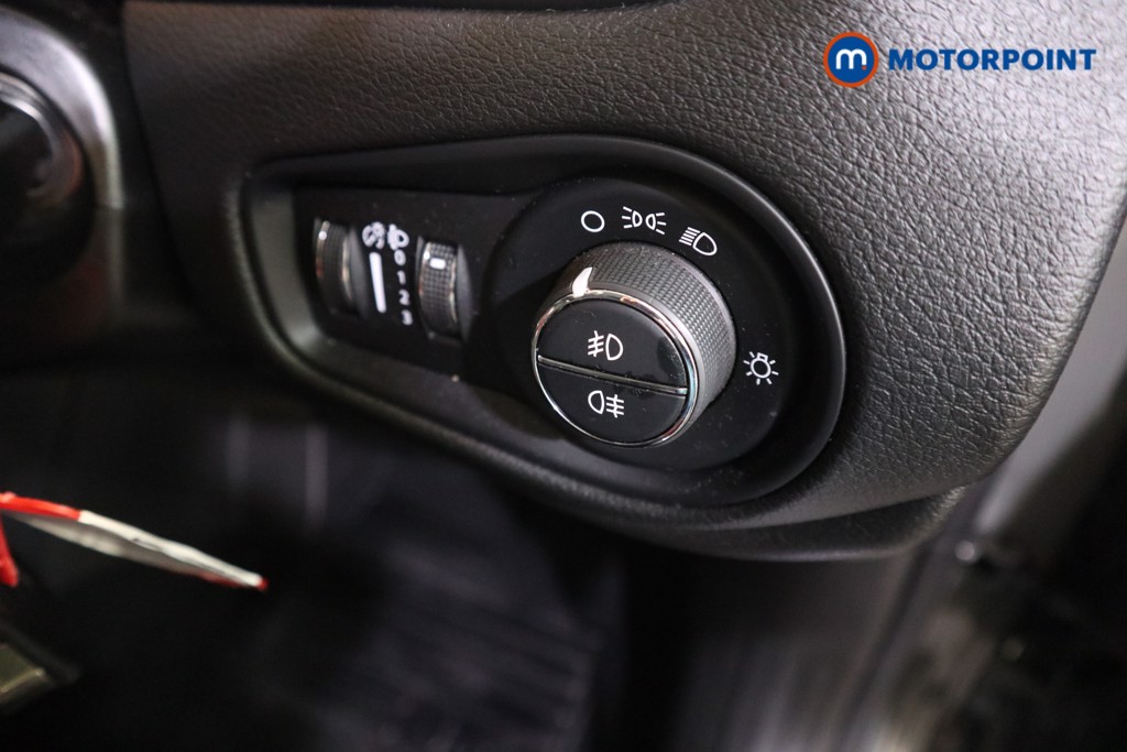 Jeep Renegade Night Eagle Ii Manual Petrol SUV - Stock Number (1555784) - 9th supplementary image