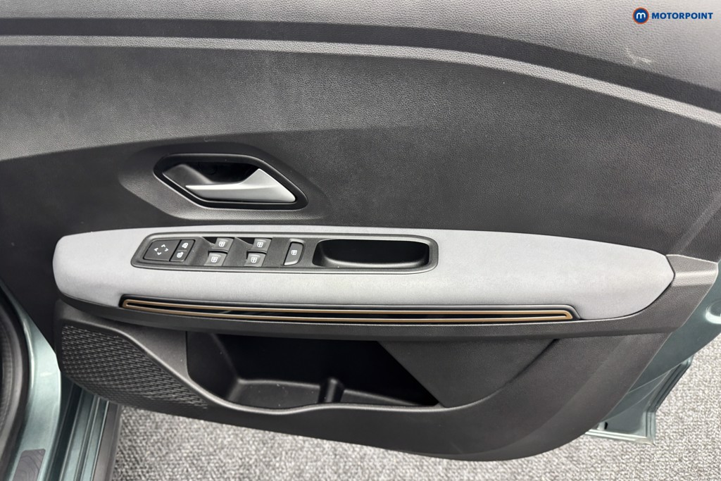 Dacia Jogger Extreme Automatic Petrol-Electric Hybrid People Carrier - Stock Number (1556269) - 21st supplementary image