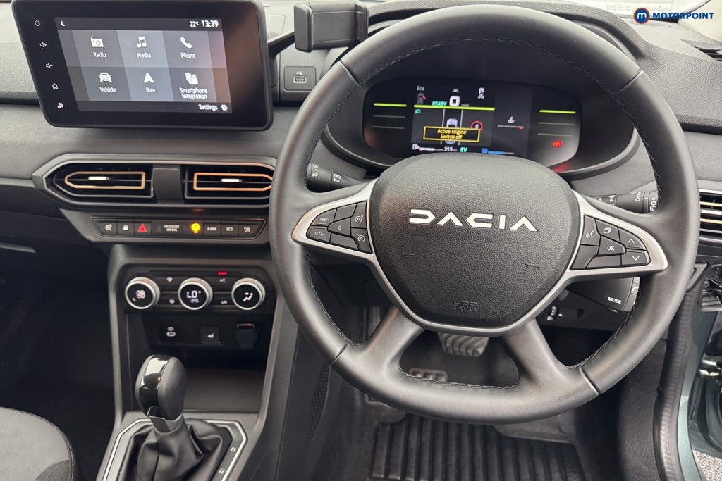 Dacia Jogger Extreme Automatic Petrol-Electric Hybrid People Carrier - Stock Number (1556269) - 1st supplementary image