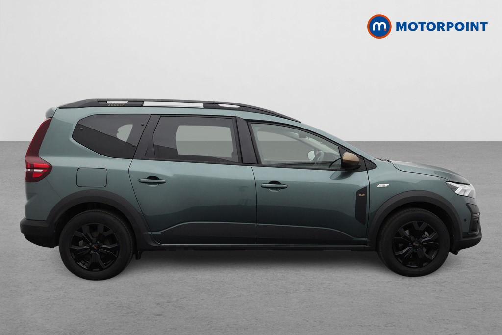 Dacia Jogger Extreme Automatic Petrol-Electric Hybrid People Carrier - Stock Number (1556269) - Drivers side