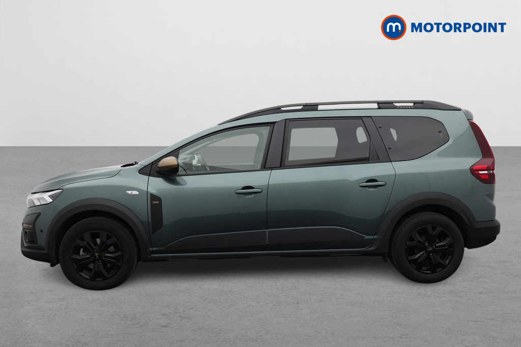 Dacia Jogger Extreme Automatic Petrol-Electric Hybrid People Carrier - Stock Number (1556269) - Passenger side