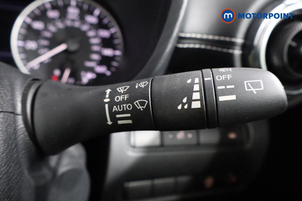 Nissan Juke N-Connecta Manual Petrol SUV - Stock Number (1556730) - 10th supplementary image