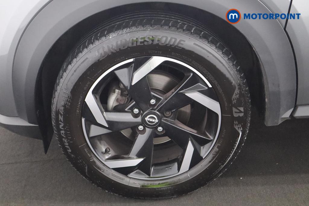 Nissan Juke N-Connecta Manual Petrol SUV - Stock Number (1556730) - 22nd supplementary image